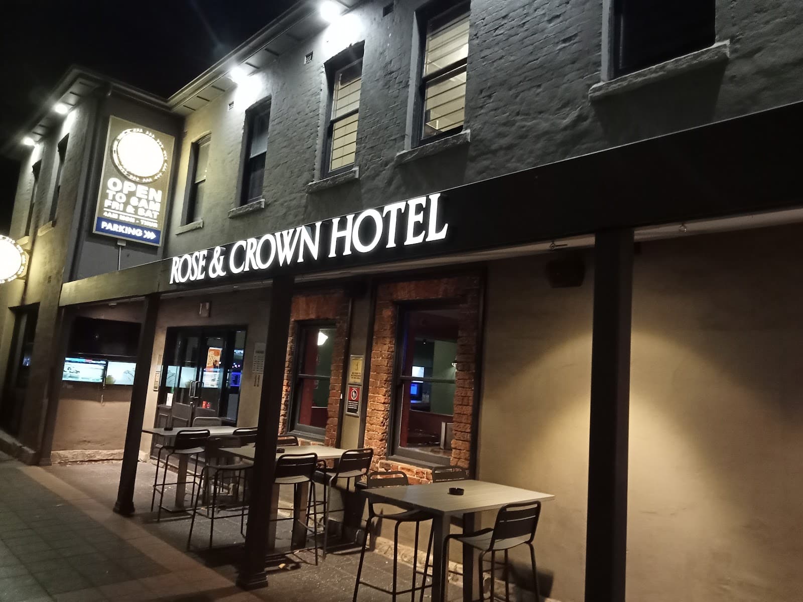 Rose & Crown Hotel Parramatta — Parramatta, Sydney