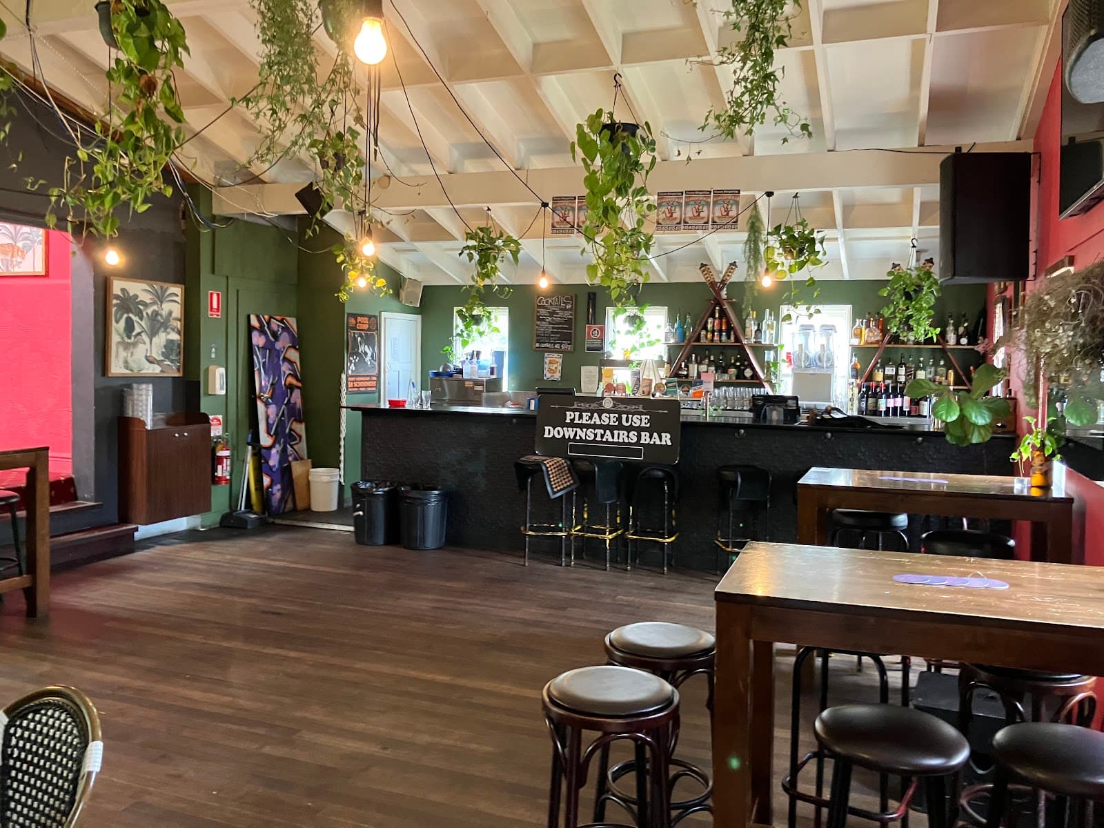 Botany View Hotel — Newtown, Sydney