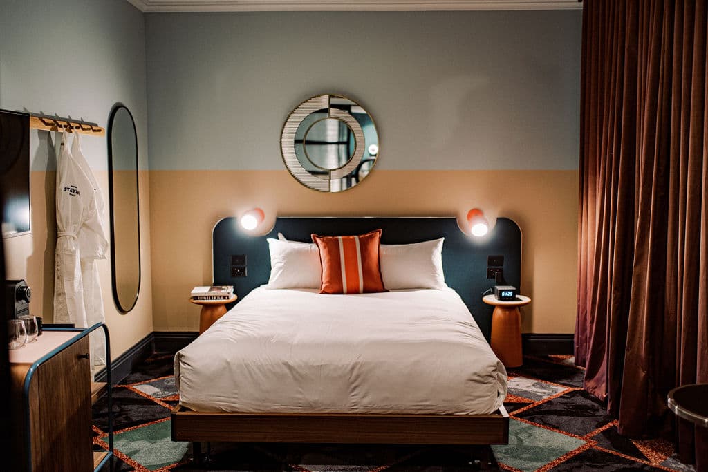 Hotel Steyne — Manly, Sydney