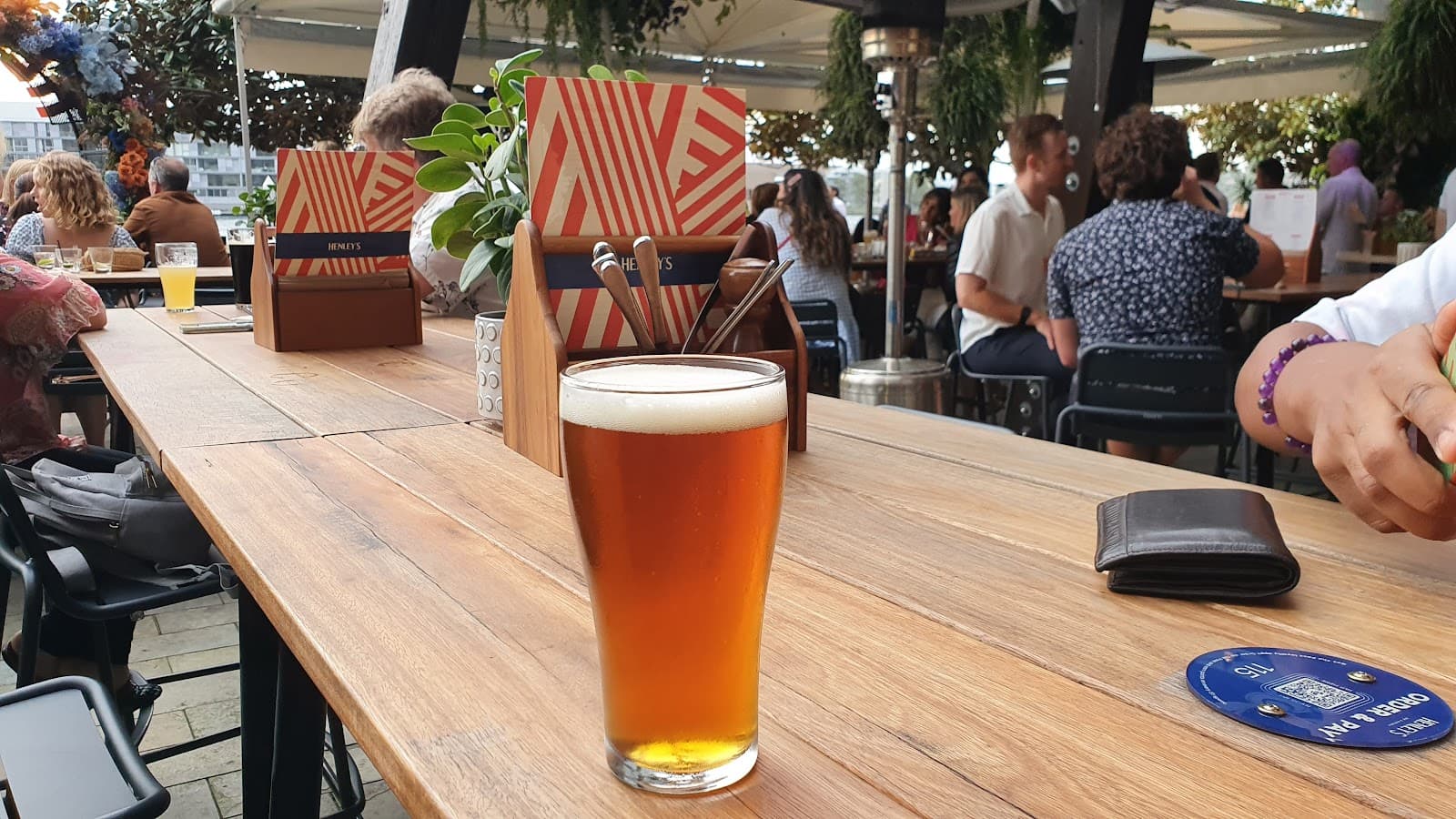 Henley's Bar & Kitchen — Darling Harbour, Sydney