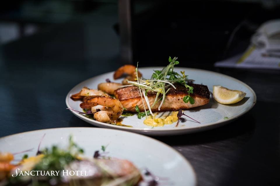 Sanctuary Hotel — Darling Harbour, Sydney