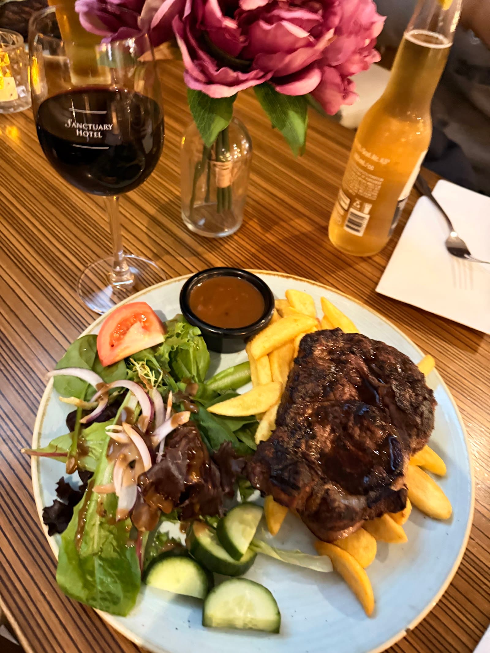 Sanctuary Hotel — Darling Harbour, Sydney