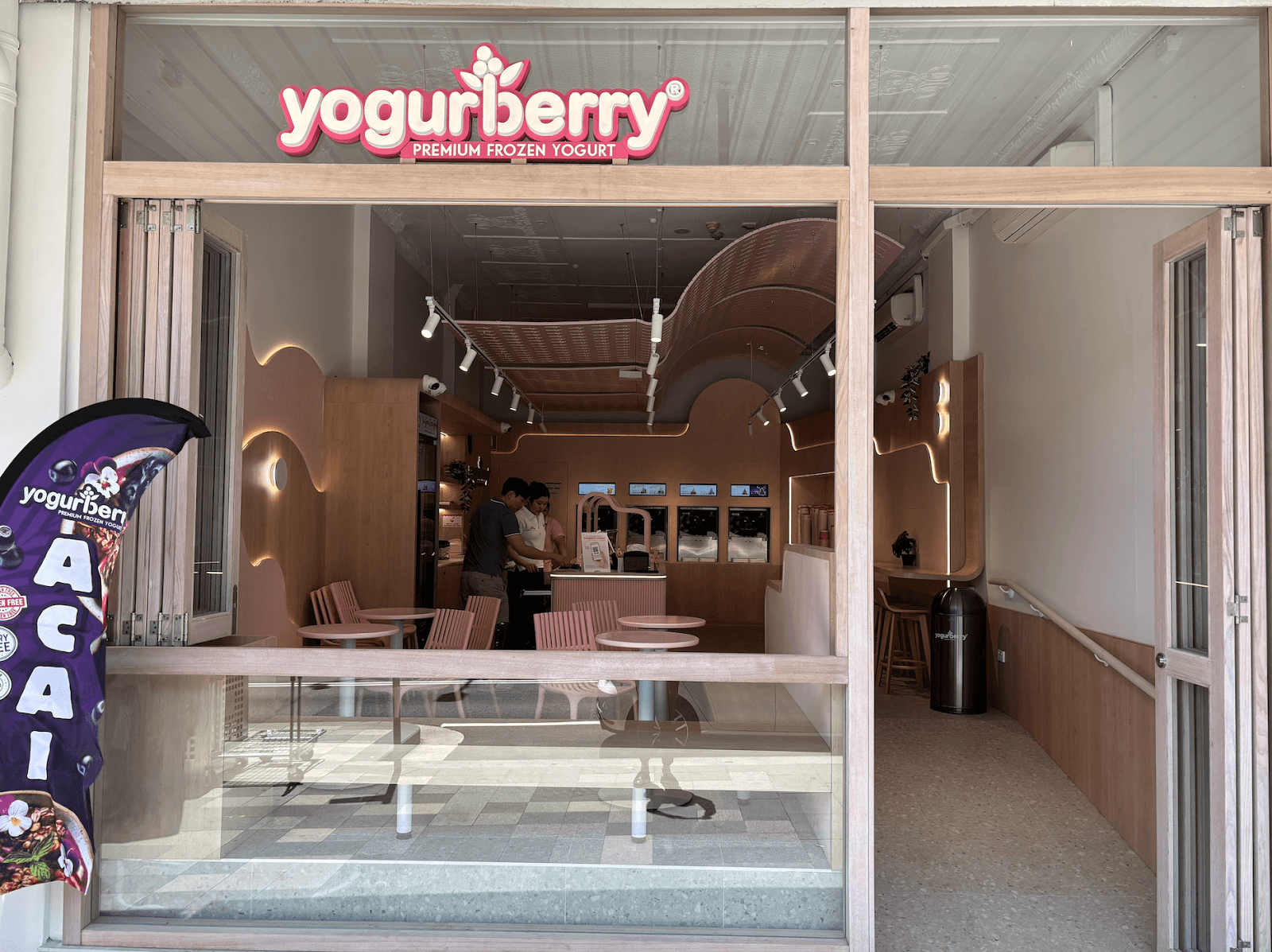 Yogurberry Coogee — Coogee, Sydney
