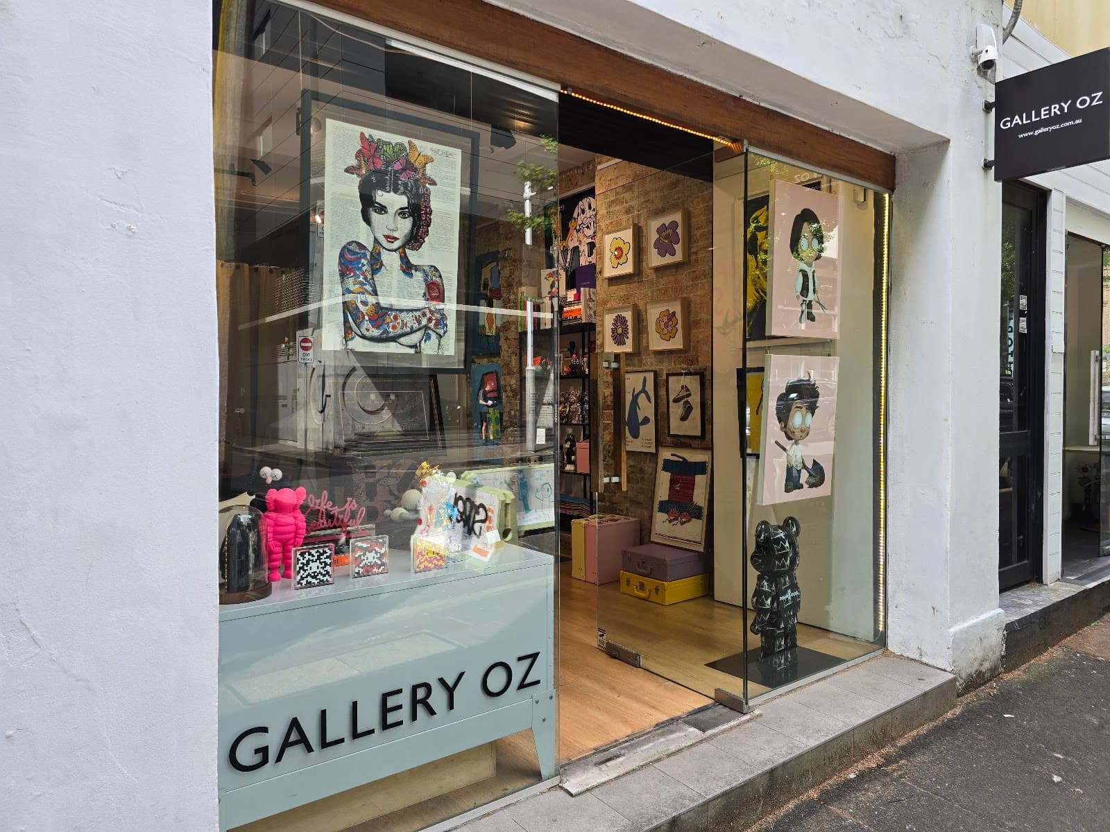 Gallery OZ — Surry Hills, Sydney