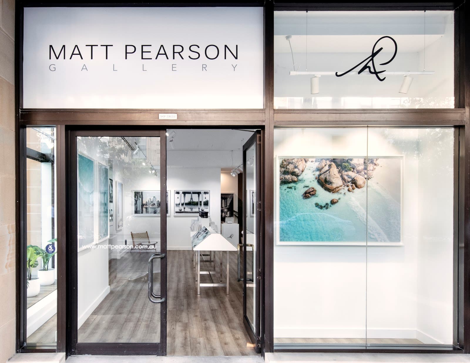Matt Pearson Gallery — The Rocks, Sydney