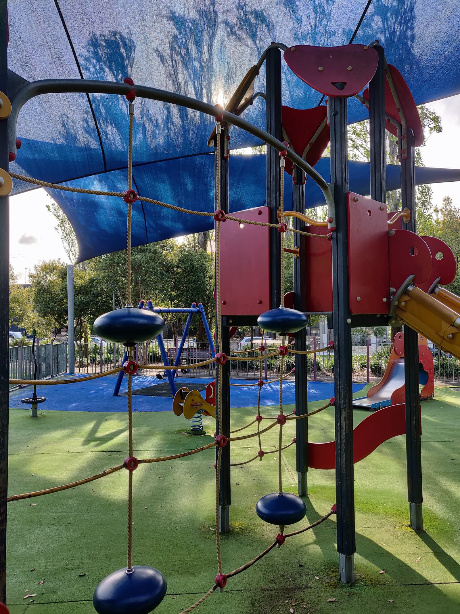 Beaconsfield Park — Alexandria, Sydney
