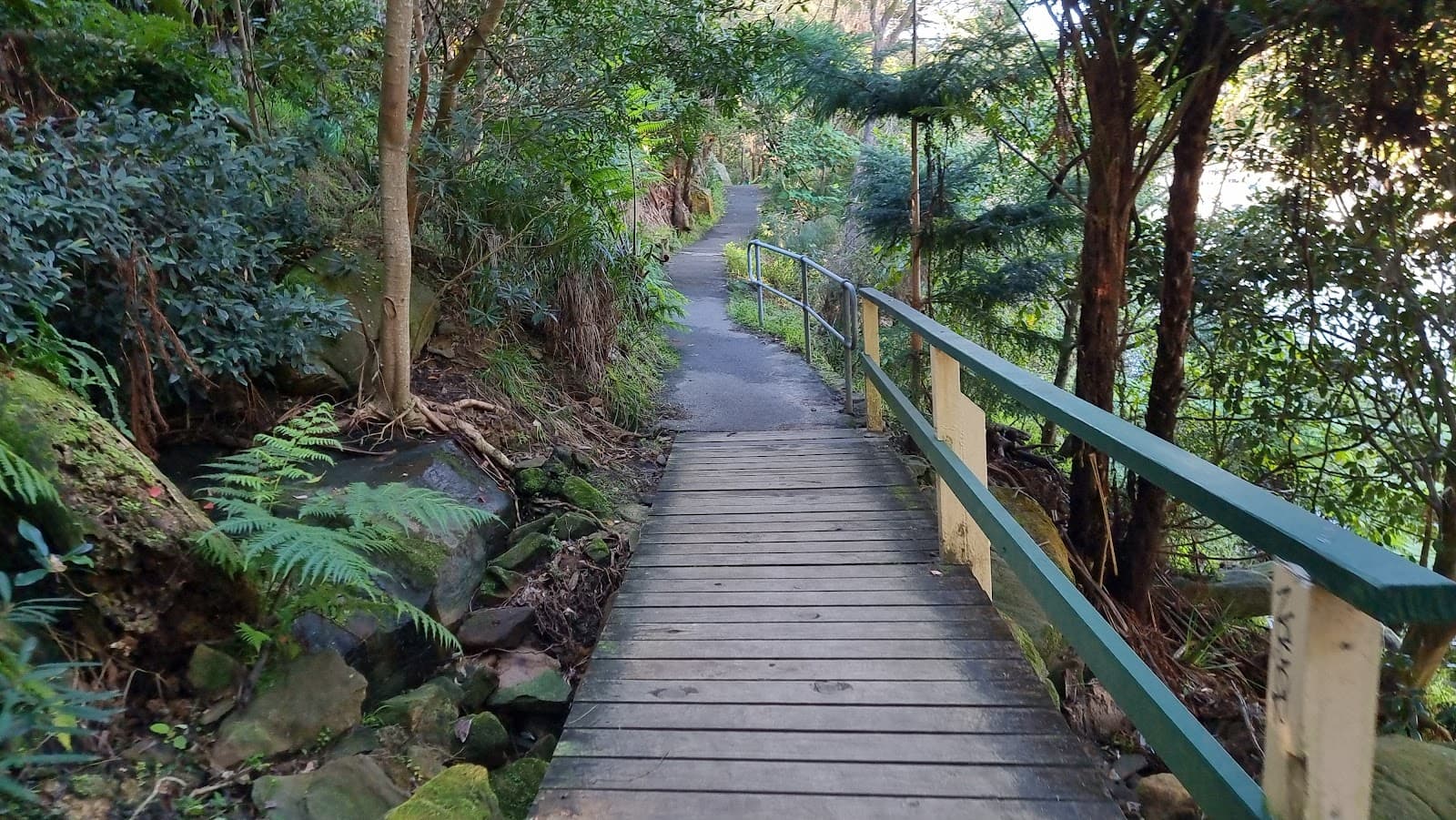 Cremorne Point Garden And Walk — Sydney CBD, Sydney