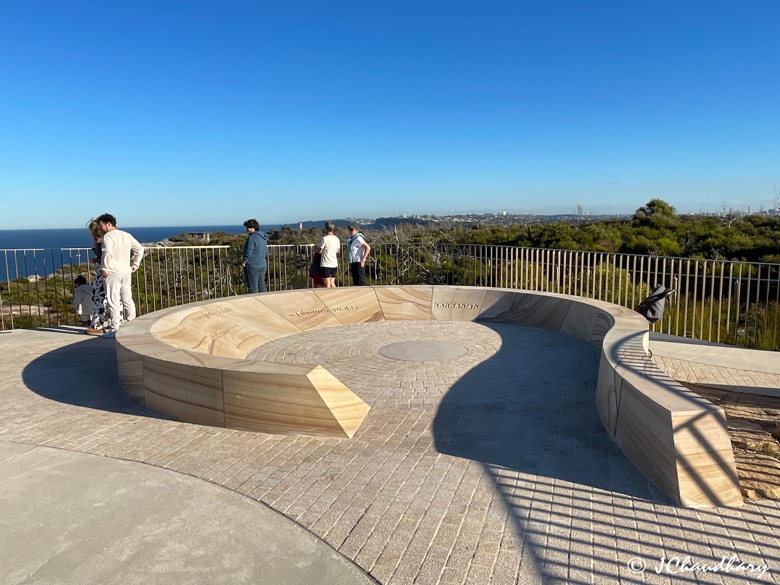 Yiningma Lookout — Alexandria, Sydney