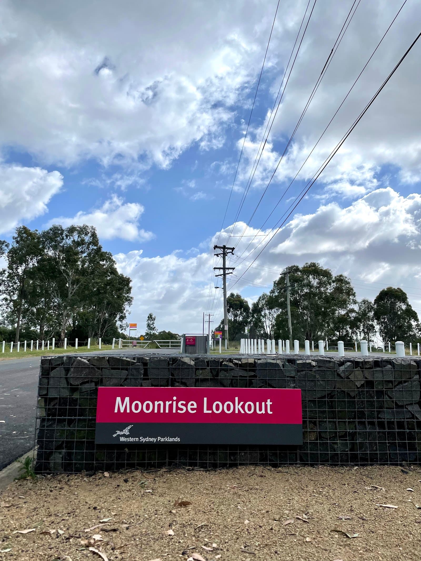 Moonrise Lookout — Alexandria, Sydney