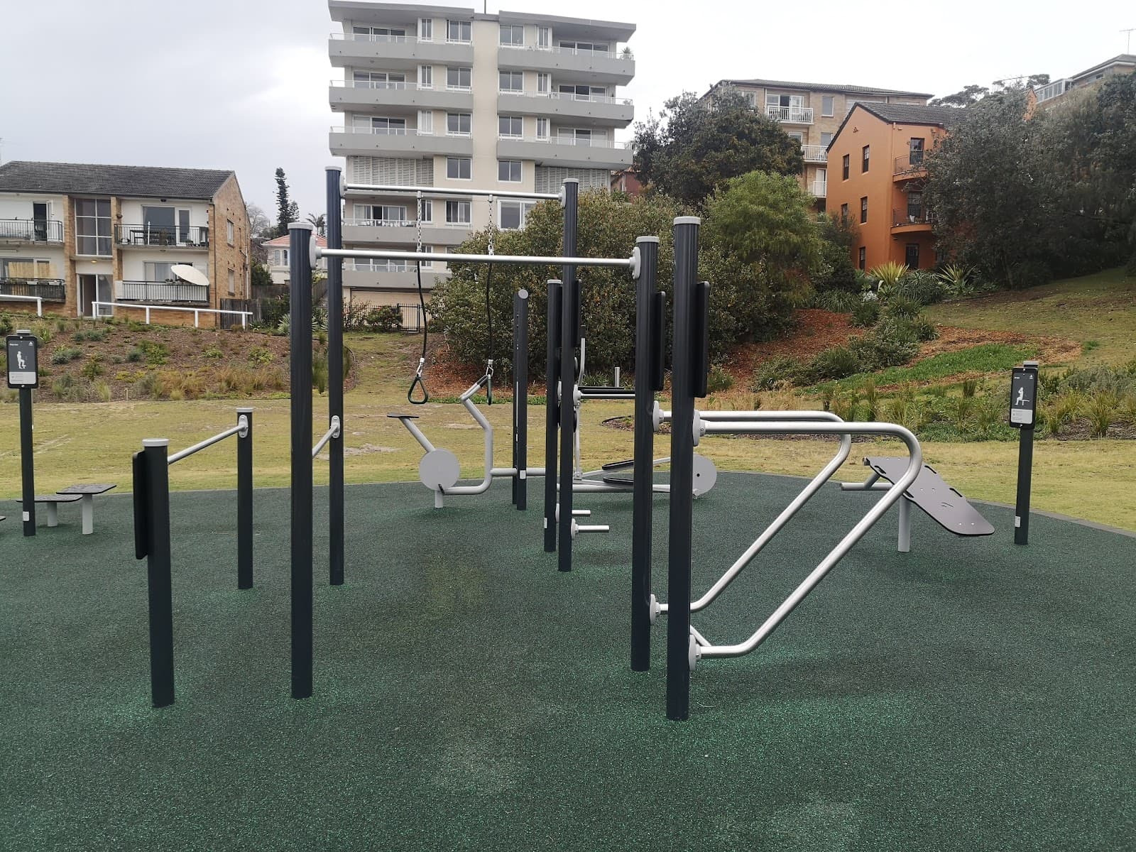 Neptune Park Outdoor Gym — Coogee, Sydney