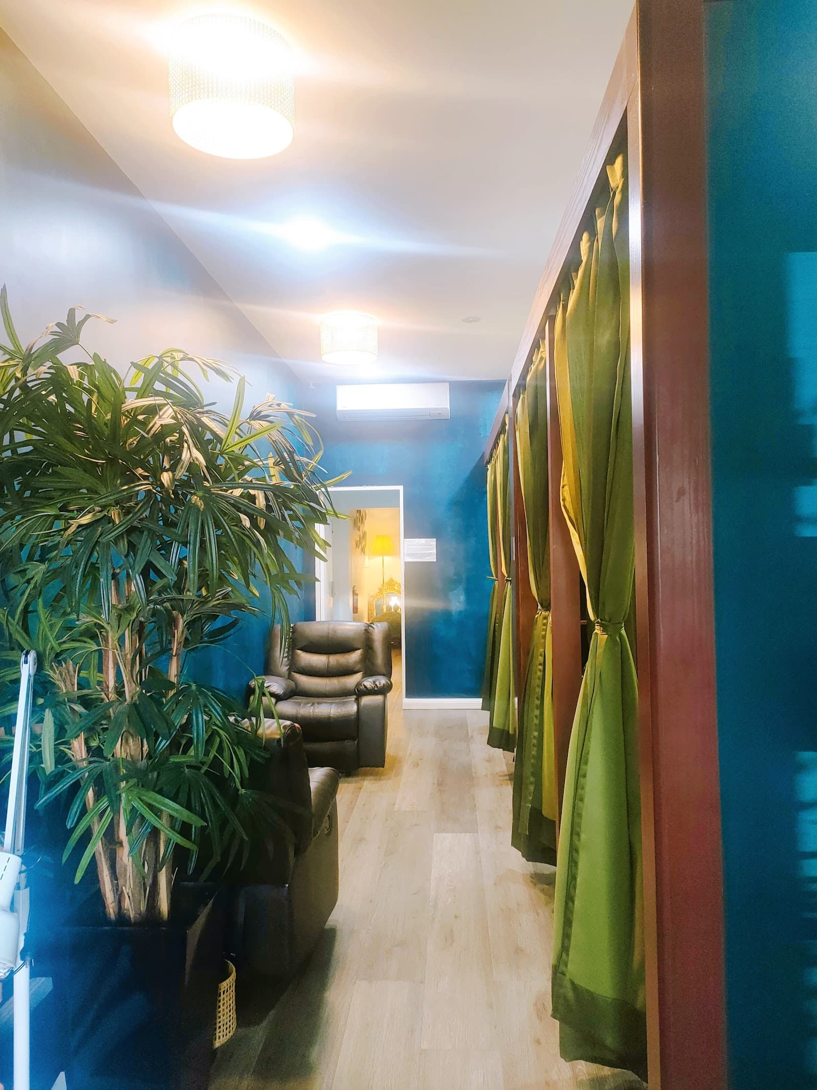 Mumsabai Therapeutic Massage Clinic Est 2008 — Coogee, Sydney
