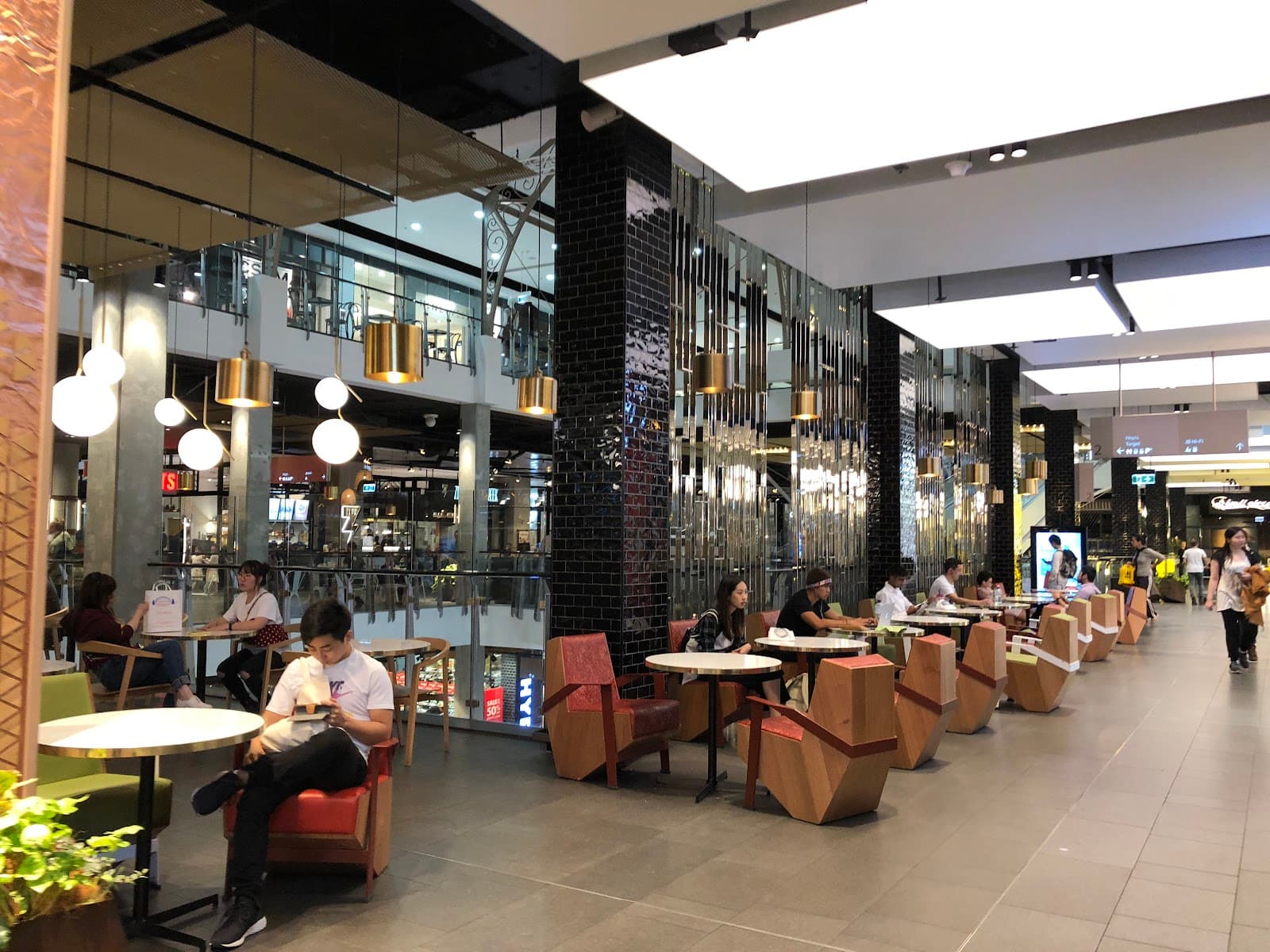 Broadway Sydney — Bondi, Sydney