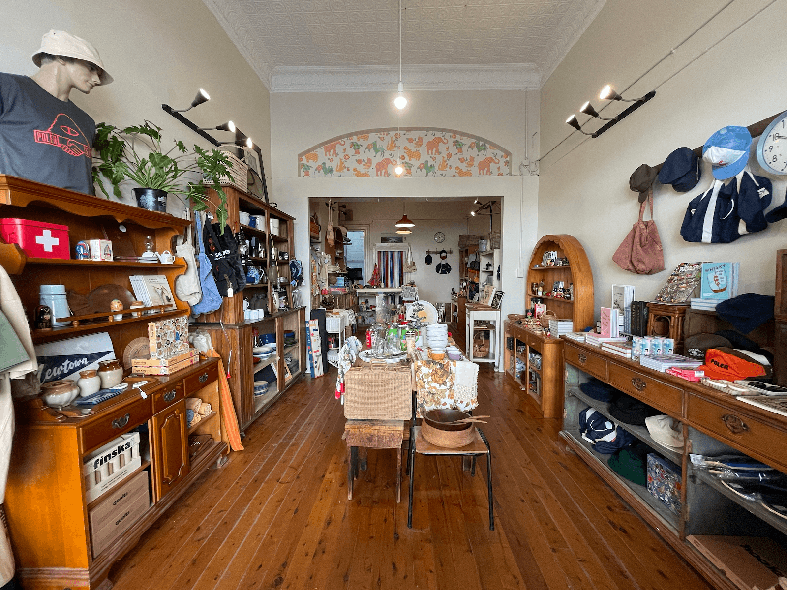 Outlet Newtown — Newtown, Sydney