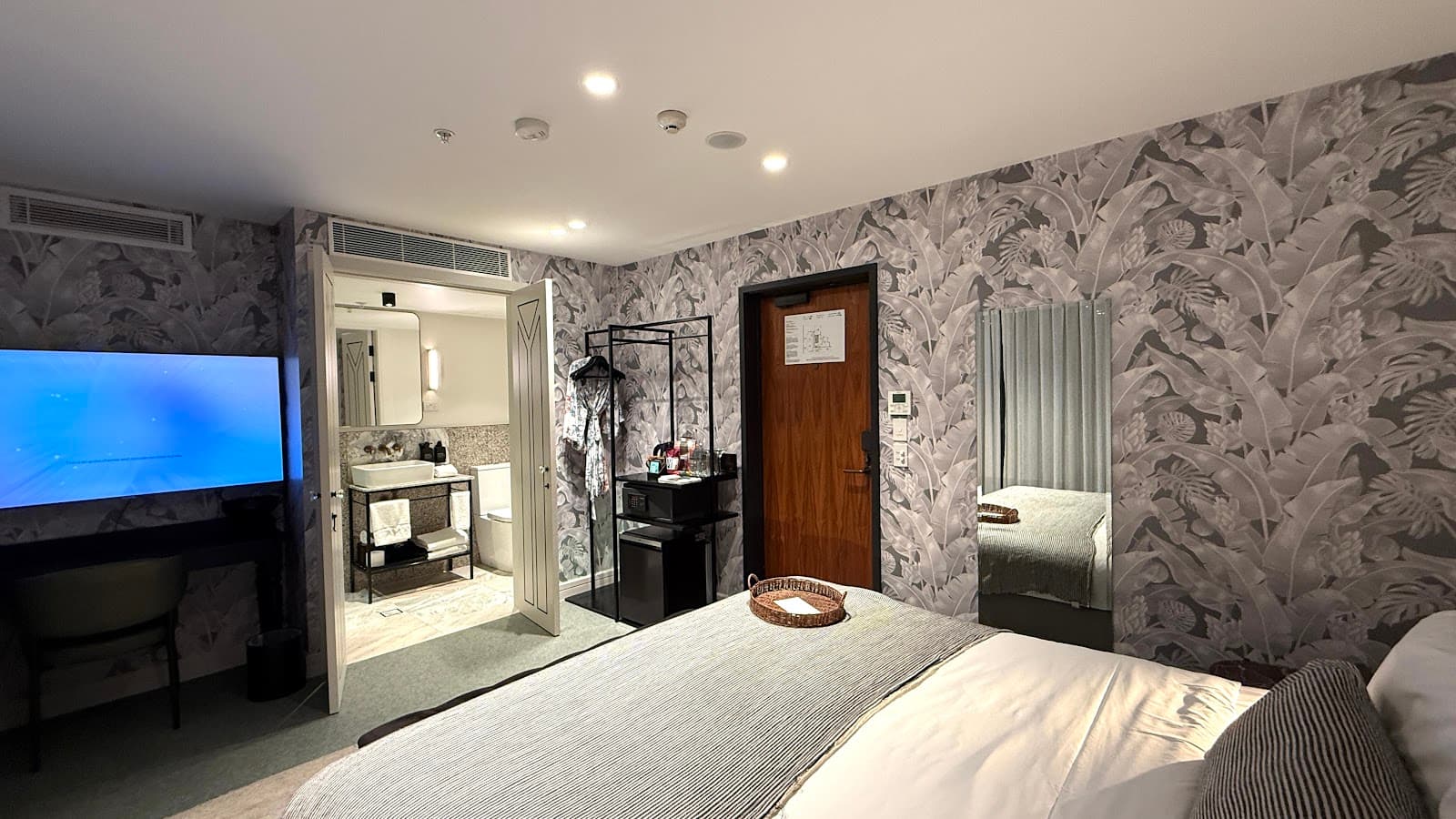 202 Elizabeth — Surry Hills, Sydney