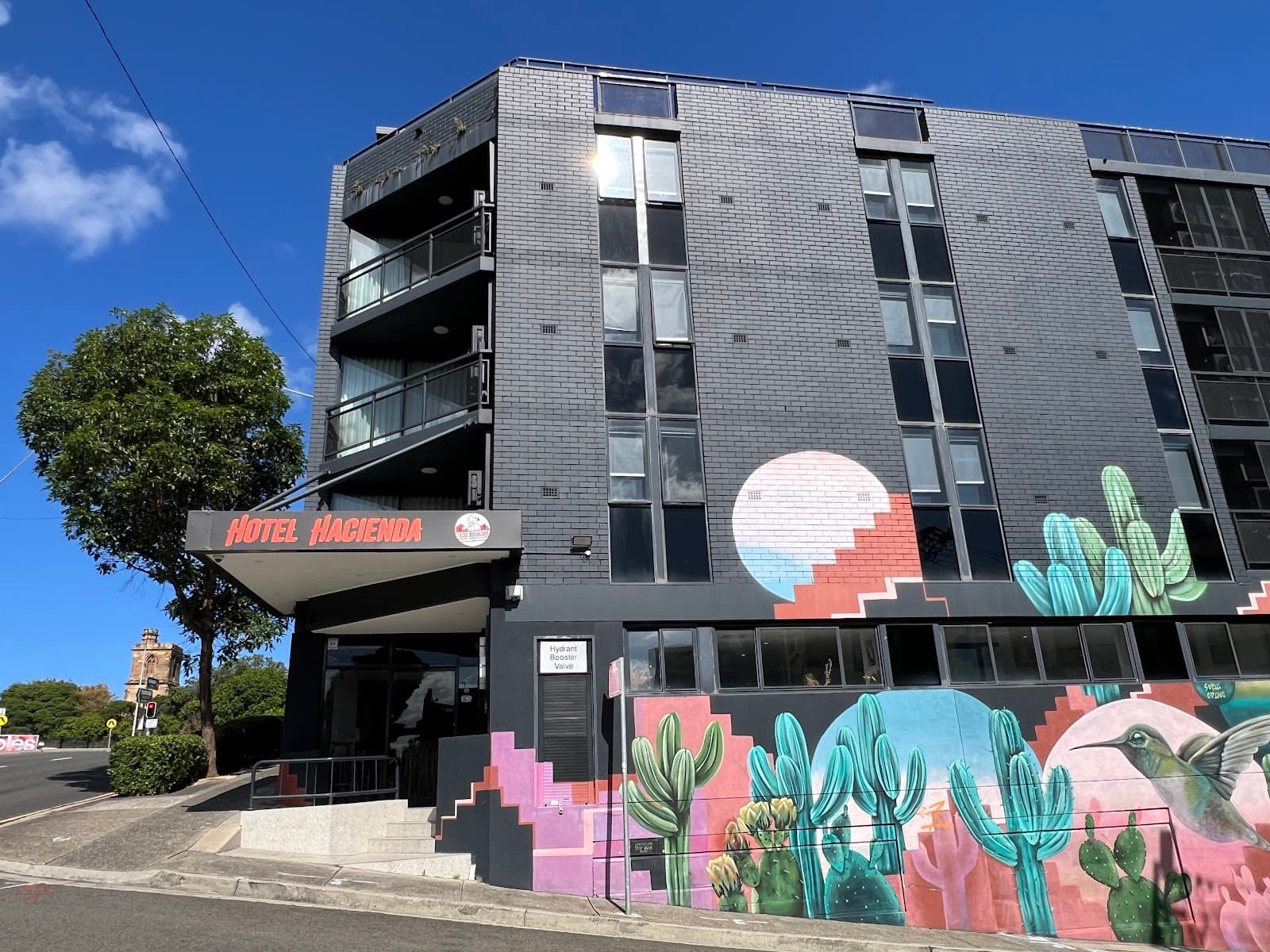 Hotel Hacienda — Alexandria, Sydney