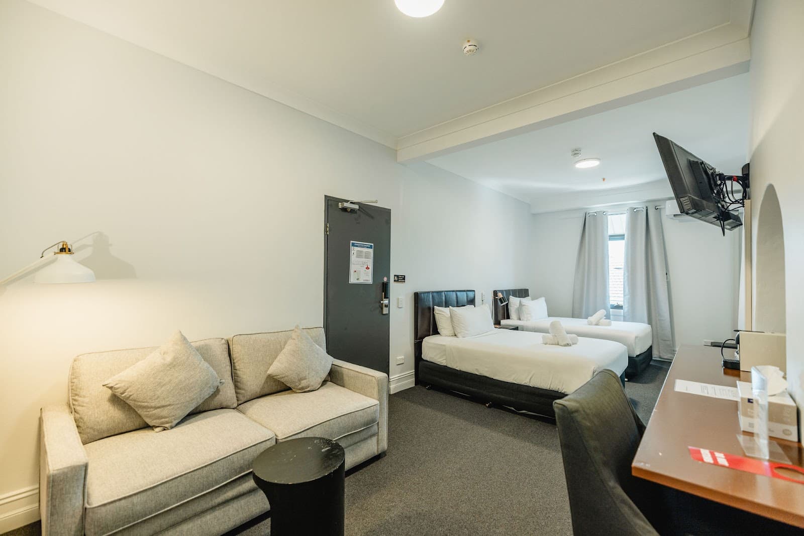 Newtown Cozy Stays (formerly Newtown Budget Hotel) — Newtown, Sydney