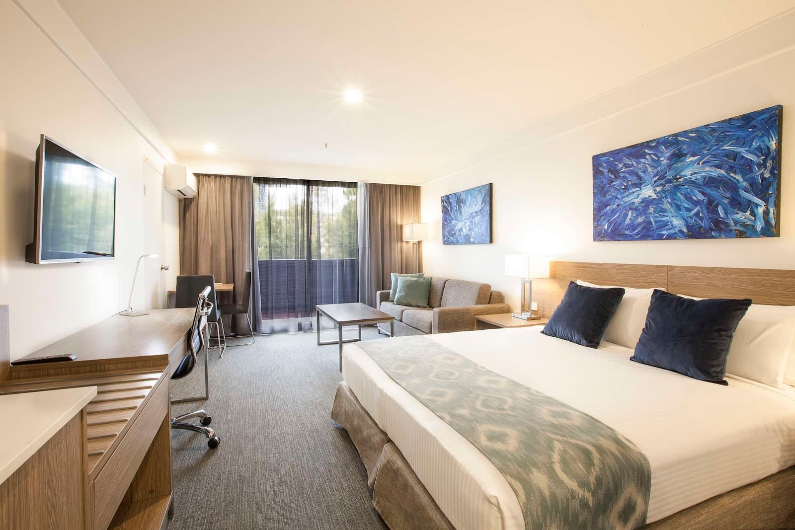 Metro Aspire Hotel Sydney — Newtown, Sydney