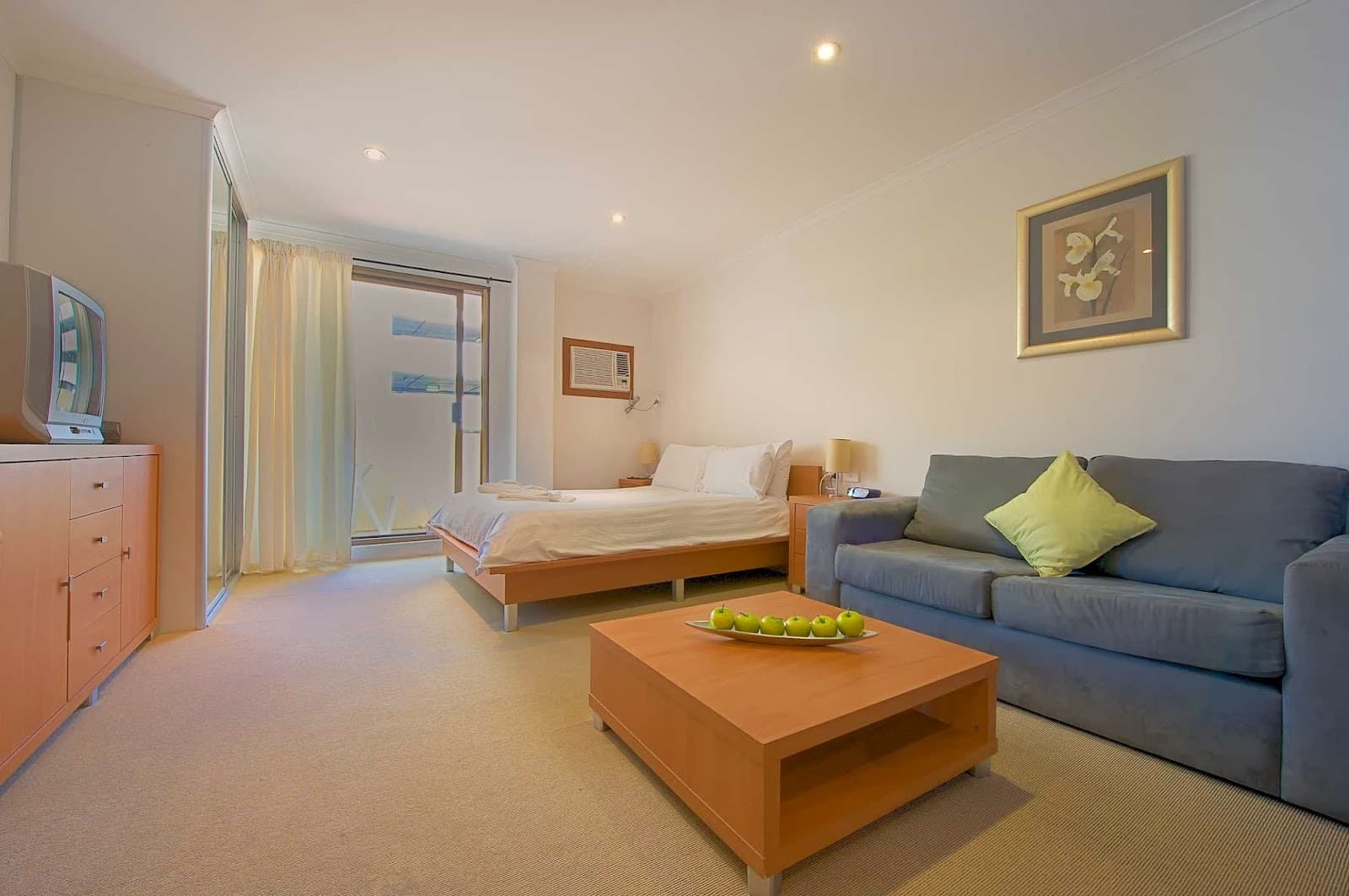 Manly Beach Holiday & Executive Apartments — Manly, Sydney