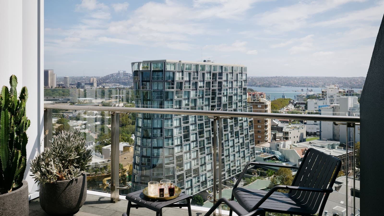 Hotel Indigo Sydney Potts Point by IHG — Paddington, Sydney