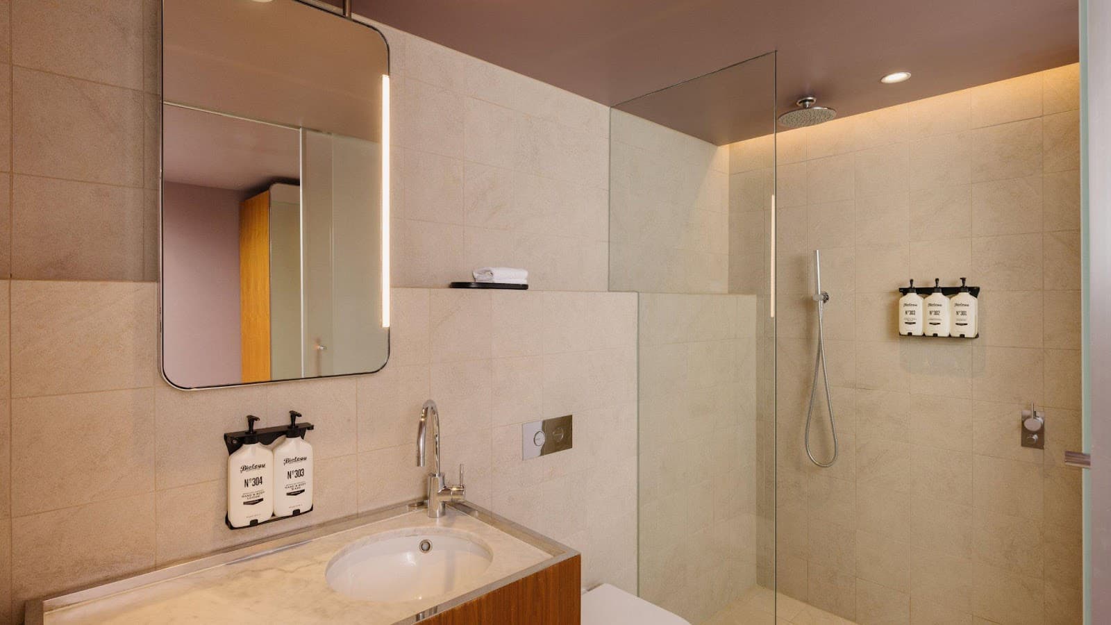 Hotel Indigo Sydney Potts Point by IHG — Paddington, Sydney