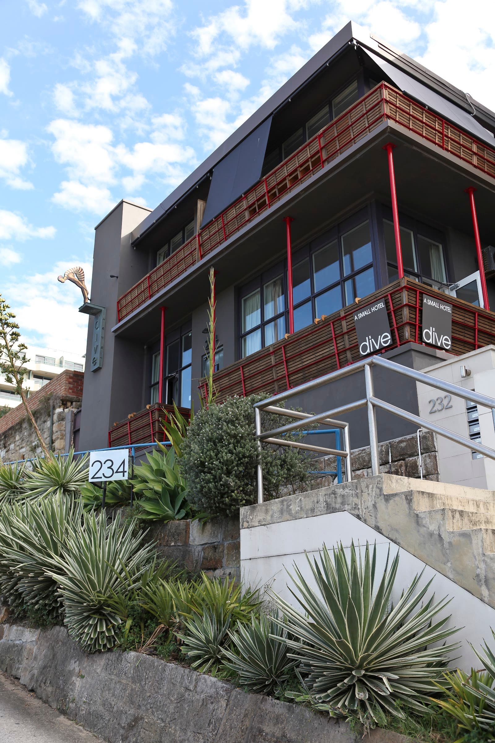 Dive Hotel — Coogee, Sydney