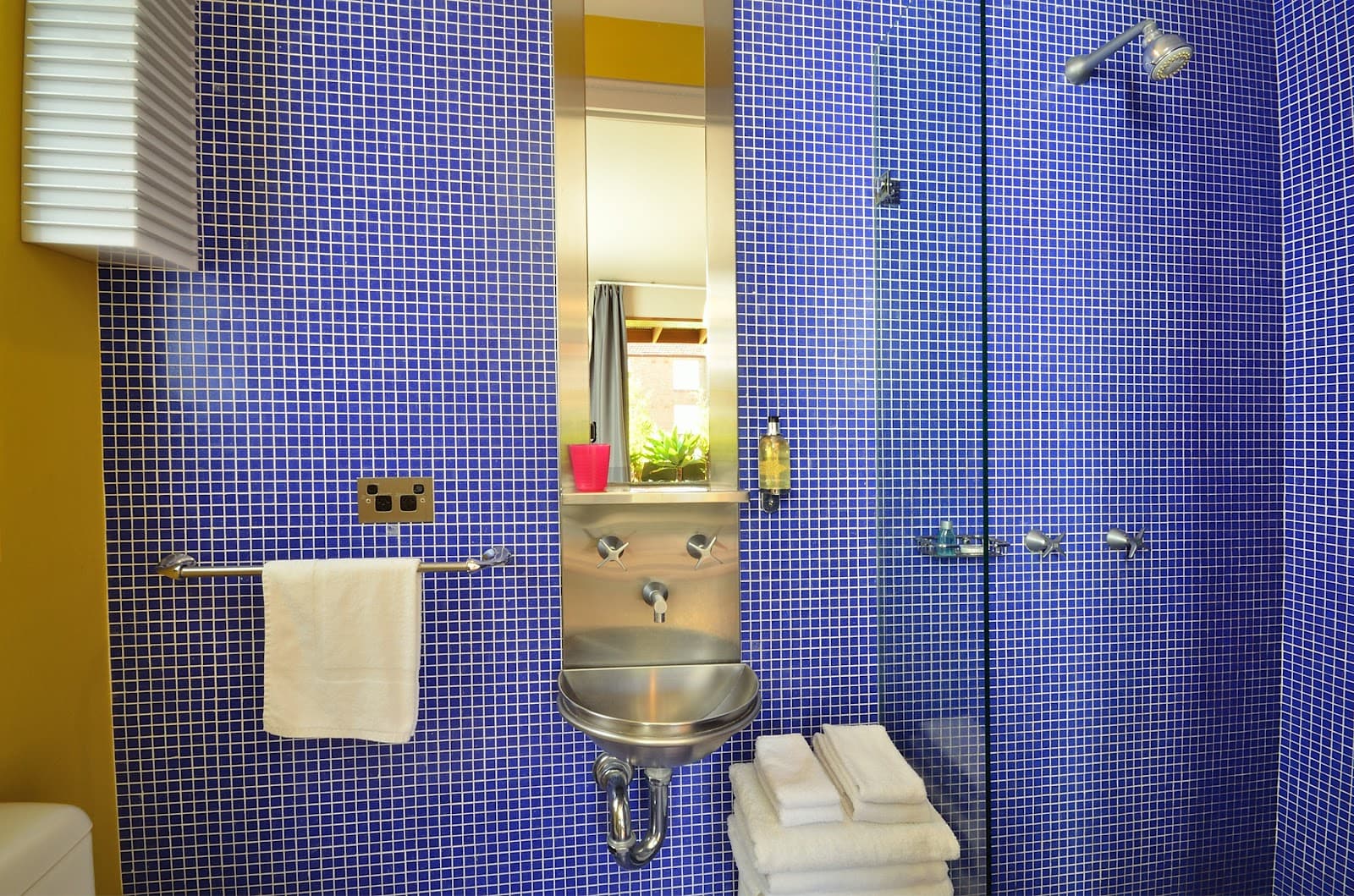Dive Hotel — Coogee, Sydney