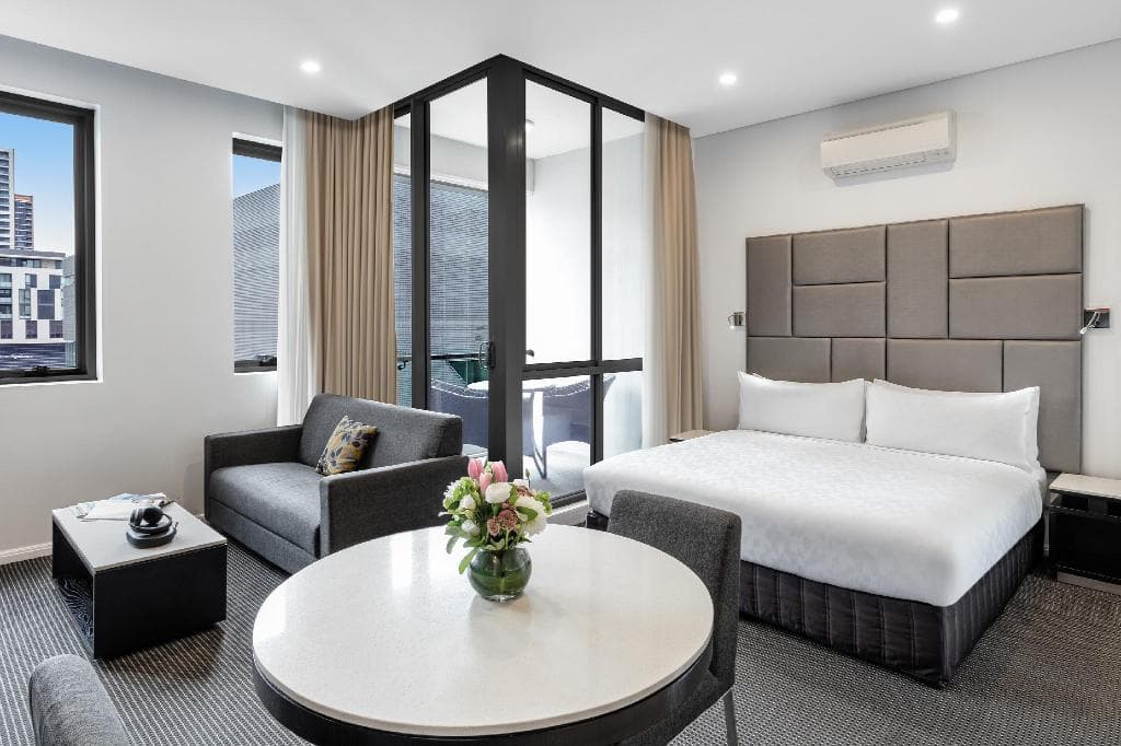 Meriton Suites Zetland — Alexandria, Sydney