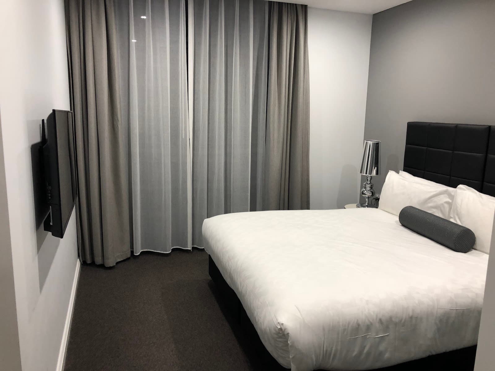 Meriton Suites Mascot Central — Alexandria, Sydney