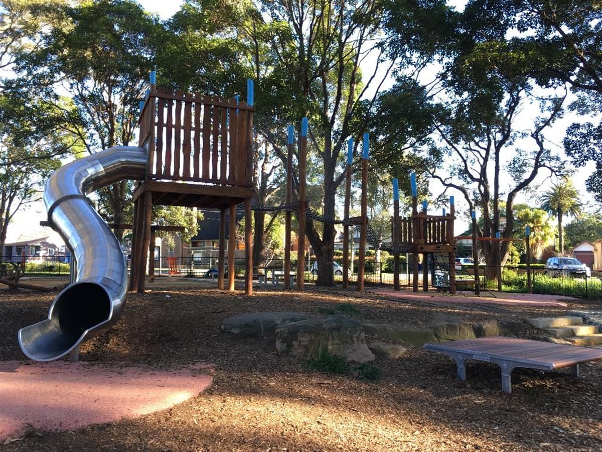 Willoughby Park