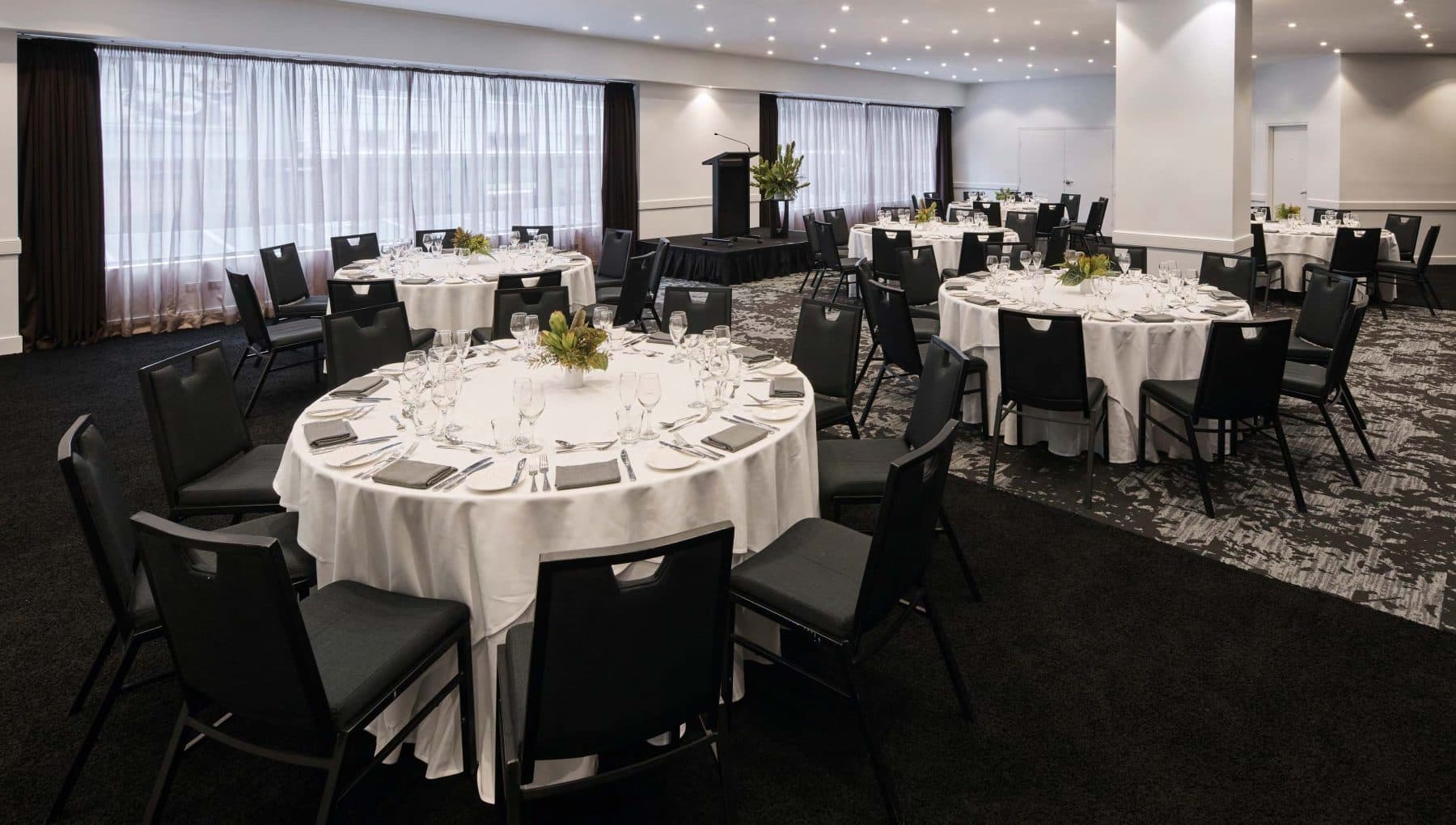Rydges World Square Hotel
